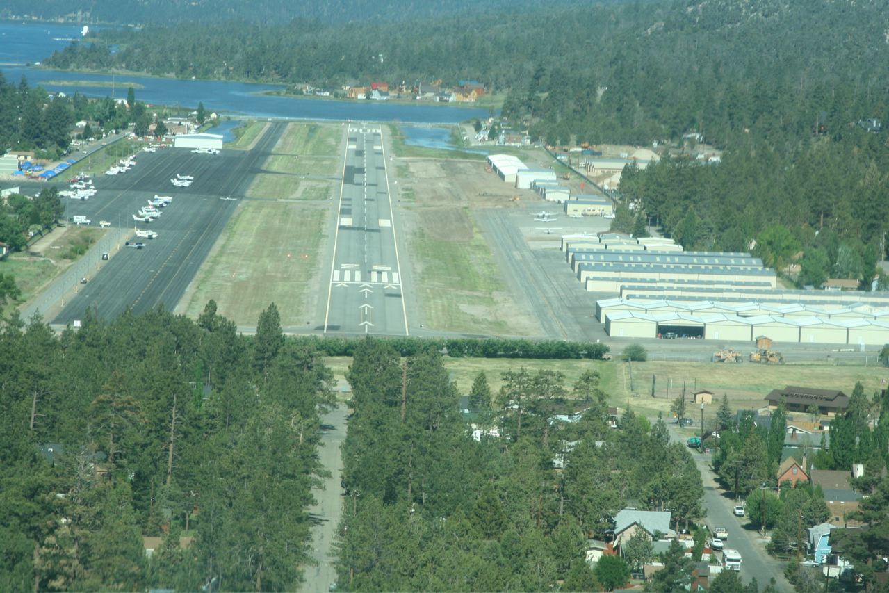 Flying into Big Bear City Airport L35